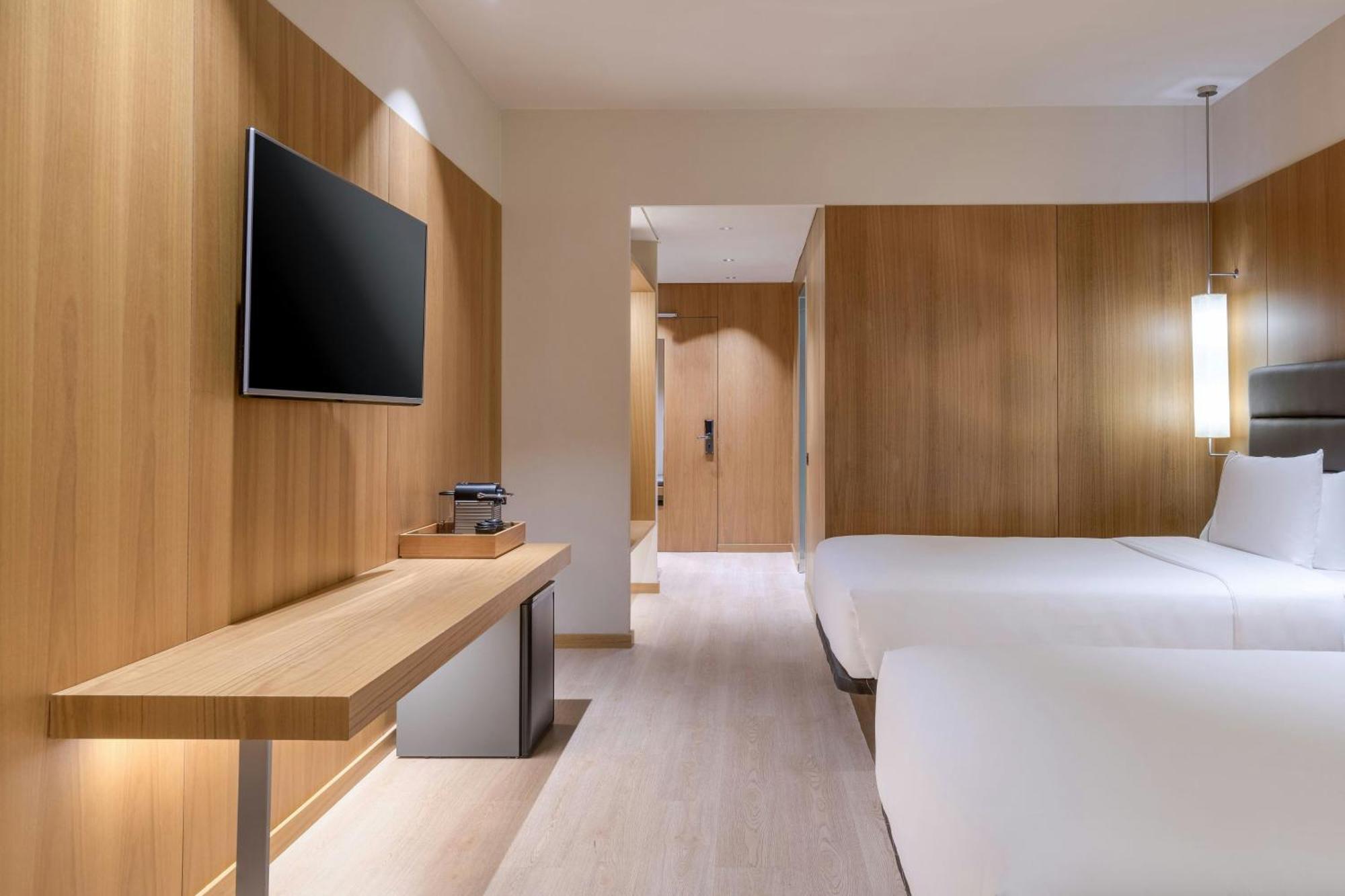 Ac Hotel Diagonal L'Illa By Marriott Barcelona Exterior photo